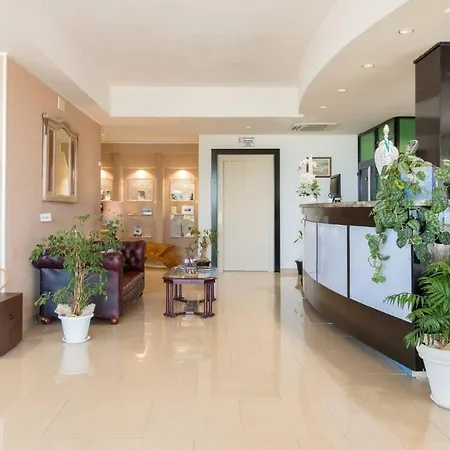 Lamanna's 3* Castro (Lecce)