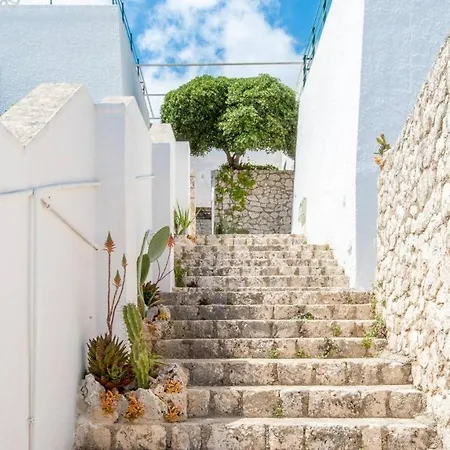 Lamanna's Castro (Lecce)