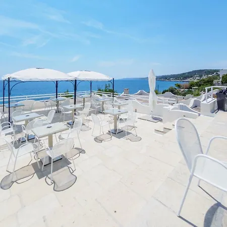 Lamanna's 3* Castro (Lecce)