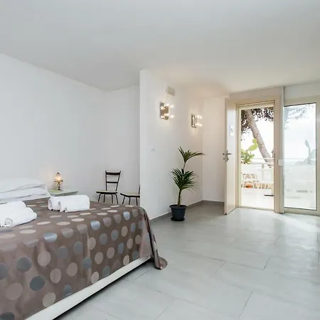 Lamanna's Castro (Lecce)