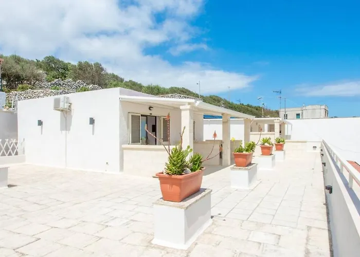 Lamanna's Castro (Lecce)